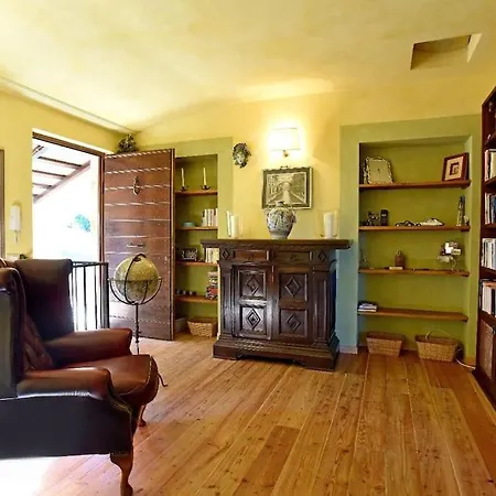 Villa Rustic Montecosaro (Marche)